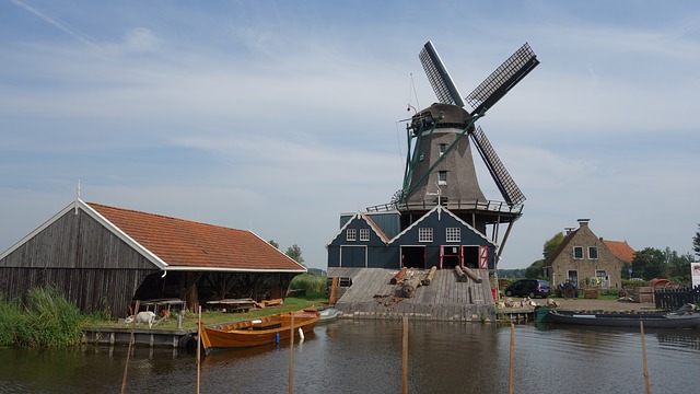 bij een vakantie in Friesland zie vaak een mooie windmolen